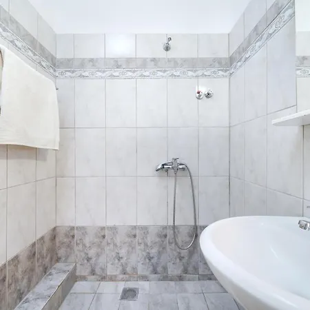Toula's House דירה